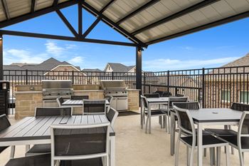 Outdoor kitchen & bbq